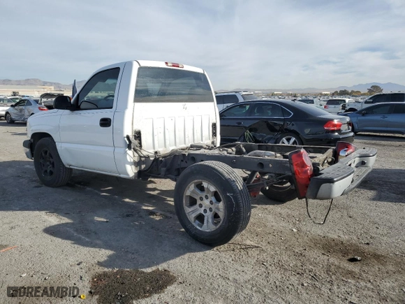 2005 Chevrolet Silverado 1500 Work Truck with VIN 1GCEC14X95Z110879, listed as a Copart auction lot 82676174 with 206,502 mi miles and Salvage Title. Bid and sale history available at carsss.com. Image 2.