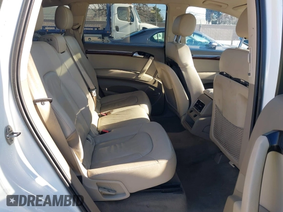 2011 Audi Q7 Premium Plus z VIN WA1LGAFEXBD010316, wystawiony jako IAAI lot #41407240 z przebiegiem 138 742 mil mil oraz . Historia ofert i sprzedaży dostępna na DreamBid. Obrazek 8.