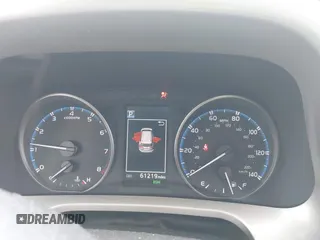 2018 Toyota RAV4 XLE with VIN 2T3RFREV9JW746782, listed as a IAAI auction lot 42065755 with 61,219 mi miles. Bid and sale history available at carsss.com. Image 7.