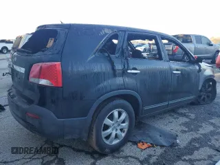 2013 Kia Sorento LX with VIN 5XYKT4A19DG387680, listed as a Copart auction lot 57208245 with Not provided miles and Non repairable. Bid and sale history available at DreamBid. Image 3.