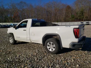 2022 GMC Sierra 1500 Limited Pro with VIN 3GTN9AEK0NG215196, listed as a Copart auction lot 80312004 with 28,584 mi miles and Salvage Title. Bid and sale history available at carsss.com. Image 2.