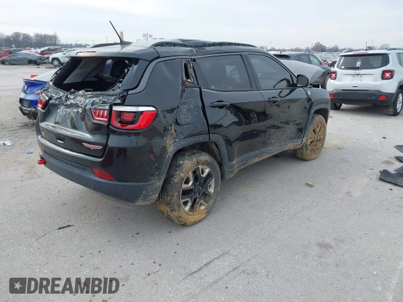 2018 Jeep Compass Trailhawk with VIN 3C4NJDDB6JT442016, listed as a IAAI auction lot 41068443 with 114,579 mi miles and . Bid and sale history available at carsss.com. Image 4.
