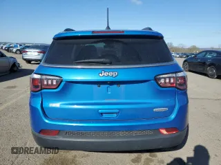 2019 Jeep Compass Latitude with VIN 3C4NJCBB2KT844341, listed as a Copart auction lot 53052675 with 59,709 mi miles and Salvage Title. Bid and sale history available at carsss.com. Image 6.
