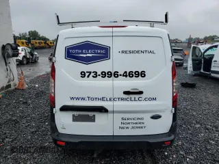 2019 Ford Transit Connect XL z VIN NM0LS7E20K1384236, wystawiony jako Copart lot #60424865 z przebiegiem Nie podano mil oraz Szkoda całkowita • Salvage title. Historia ofert i sprzedaży dostępna na DreamBid. Obrazek 6.