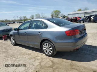 2013 Volkswagen Jetta SE z VIN 3VWDP7AJ8DM352028, wystawiony jako Copart lot #53182505 z przebiegiem 226 944 mil mil oraz Czysty tytuł • Clean title. Historia ofert i sprzedaży dostępna na DreamBid. Obrazek 2.