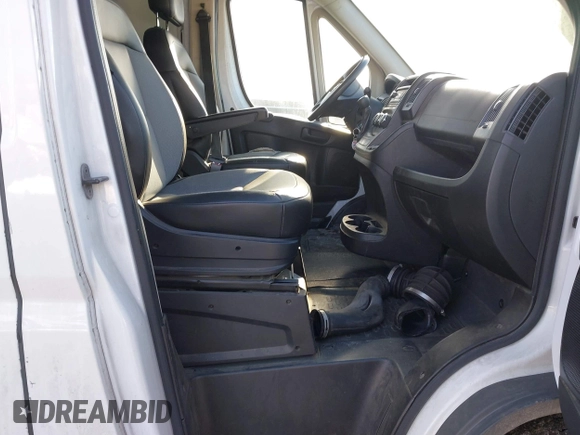 2017 Ram ProMaster Cargo with VIN 3C6TRVDG5HE532880, listed as a IAAI auction lot 41386942 with 129,348 mi miles and . Bid and sale history available at carsss.com. Image 5.