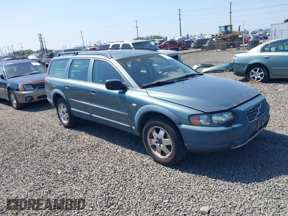 2002 Volvo V70 with VIN YV1SZ58D521073150, listed as a IAAI auction lot 42149444 with Not Provided miles and . Bid and sale history available at DreamBid. Image 1.