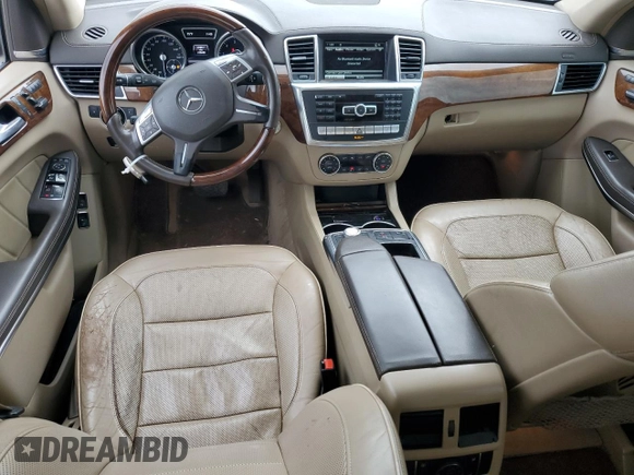 2013 Mercedes-Benz GL 450 z VIN 4JGDF7CE3DA122086, wystawiony jako Copart lot #52203515 z przebiegiem 105 680 mil mil oraz Szkoda całkowita • Salvage title. Historia ofert i sprzedaży dostępna na DreamBid. Obrazek 8.