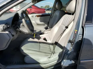 2005 Mercedes-Benz C 240 with VIN WDBRF61J45A719428, listed as a Copart auction lot 88686195 with 95,482 mi miles and Salvage Title. Bid and sale history available at DreamBid. Image 7.