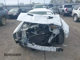 2017 Dodge Challenger SXT Plus z VIN 2C3CDZAG5HH658149, wystawiony jako IAAI lot #41876762 z przebiegiem 128 126 mil mil oraz . Historia ofert i sprzedaży dostępna na DreamBid. Obrazek 12.