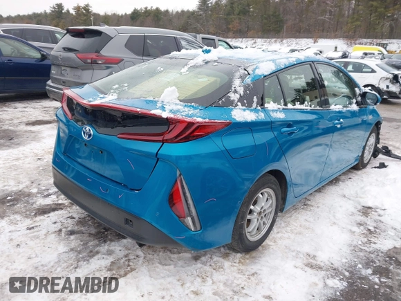 2017 Toyota Prius Plus with VIN JTDKARFP2H3033770, listed as a IAAI auction lot 41554723 with 58,020 mi miles and . Bid and sale history available at DreamBid. Image 4.