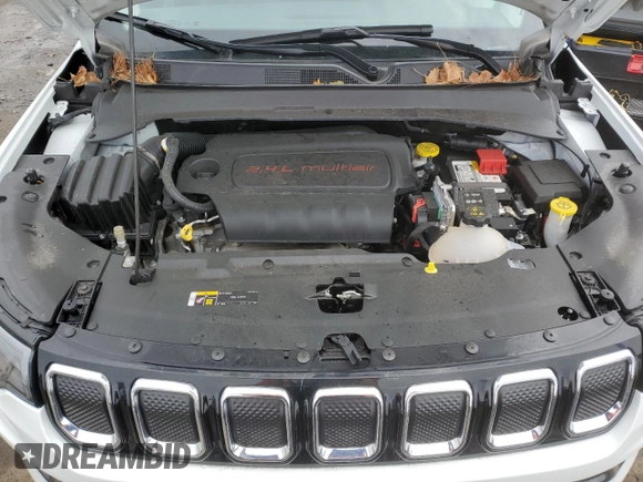 2022 Jeep Compass High Altitude z VIN 3C4NJDCB8NT232024, wystawiony jako Copart lot #46950985 z przebiegiem Nie podano mil oraz Szkoda całkowita • Salvage title. Historia ofert i sprzedaży dostępna na DreamBid. Obrazek 11.
