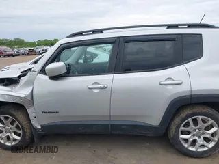 2017 Jeep Renegade Latitude with VIN ZACCJABB6HPF83565, listed as a IAAI auction lot 42289470 with 47,708 mi miles and . Bid and sale history available at DreamBid. Image 14.