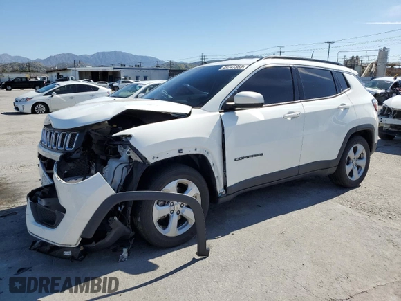2021 Jeep Compass Altitude z VIN 3C4NJCBB4MT571230, wystawiony jako Copart lot #49747365 z przebiegiem 63 392 mil mil oraz Szkoda całkowita • Salvage title. Historia ofert i sprzedaży dostępna na DreamBid. Obrazek 1.