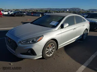 2018 Hyundai Sonata SE with VIN 5NPE24AF9JH699093, listed as a IAAI auction lot 40668494 with 1 mi miles. Bid and sale history available at carsss.com. Image 16.