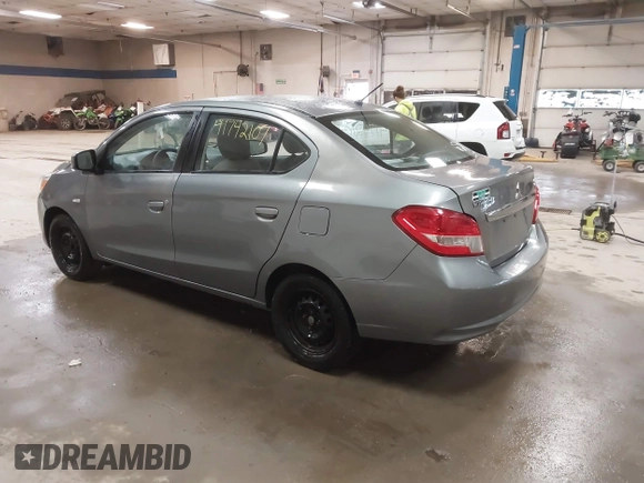2017 Mitsubishi Mirage ES z VIN ML32F3FJ2HH001806, wystawiony jako IAAI lot #41742107 z przebiegiem 122 951 mil mil oraz . Historia ofert i sprzedaży dostępna na DreamBid. Obrazek 3.