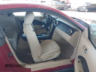 2008 Ford Mustang Deluxe with VIN 1ZVHT80N785179881, listed as a IAAI auction lot 42058845 with 154,385 mi miles. Bid and sale history available at carsss.com. Image 5.