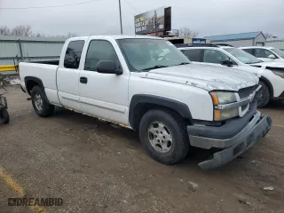 2003 Chevrolet Silverado 1500 LT with VIN 2GCEC19T531220694, listed as a Copart auction lot 43007935 with 253,208 mi miles and Salvage Title. Bid and sale history available at carsss.com. Image 4.