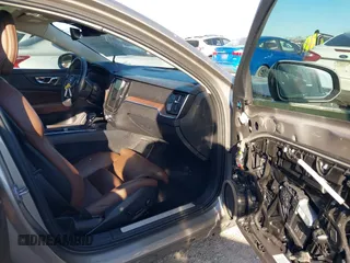 2019 Volvo S60 Inscription with VIN 7JRA22TL9KG001806, listed as a IAAI auction lot 41391582 with 97,189 mi miles. Bid and sale history available at carsss.com. Image 5.