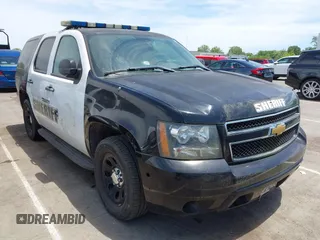 2013 Chevrolet Tahoe Commercial z VIN 1GNLC2E00DR337995, wystawiony jako IAAI lot #42213635 z przebiegiem Nie podano mil oraz . Historia ofert i sprzedaży dostępna na DreamBid. Obrazek 1.