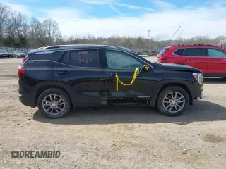 2023 GMC Terrain SLT z VIN 3GKALPEG6PL189023, wystawiony jako IAAI lot #41829881 z przebiegiem 53 797 mil mil oraz . Historia ofert i sprzedaży dostępna na DreamBid. Obrazek 13.