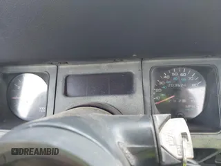 1995 Jeep Wrangler S z VIN 1J4FY19P7SP242989, wystawiony jako IAAI lot #42241996 z przebiegiem 203 520 mil mil oraz . Historia ofert i sprzedaży dostępna na DreamBid. Obrazek 7.