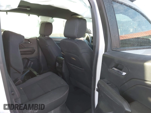 2024 GMC Canyon 2WD Elevation with VIN 1GTP5BEK9R1116682, listed as a IAAI auction lot 41621874 with 33,847 mi miles. Bid and sale history available at carsss.com. Image 8.