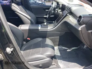 2022 Mercedes-Benz C 300 with VIN W1KAF4GB9NR017910, listed as a IAAI auction lot 42181450 with 41,588 mi miles and . Bid and sale history available at DreamBid. Image 5.