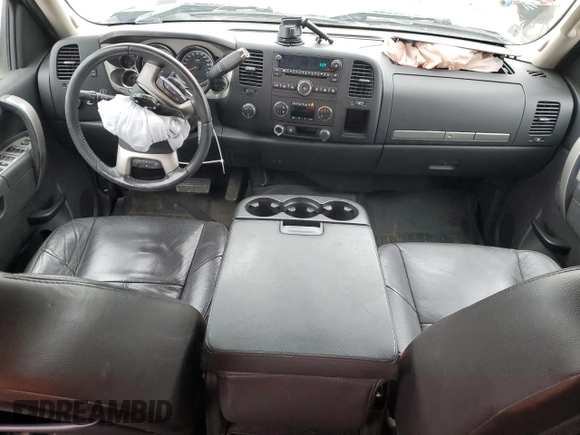 2010 Chevrolet Silverado 1500 1HY with VIN 3GCXKUEJ0AG131282, listed as a Copart auction lot 49652055 with 209,901 mi miles and Salvage Title. Bid and sale history available at DreamBid. Image 8.