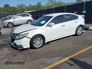 2016 Nissan Altima 2.5 S with VIN 1N4AL3AP8GN351217, listed as a IAAI auction lot 41933443 with 100,523 mi miles. Bid and sale history available at carsss.com. Image 18.