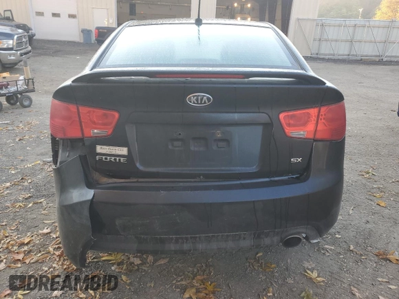2013 Kia Forte SX с VIN KNAFW4A35D5668438, выставлен на аукционе Copart как лот 76754204 с пробегом 131 950 миль миль и Списание • Salvage title. История ставок и продаж доступна на DreamBid. Изображение 6.