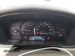 2008 Cadillac DTS 1SD z VIN 1G6KD57Y78U104174, wystawiony jako Copart lot #44759355 z przebiegiem 101 428 mil mil oraz Szkoda całkowita • Salvage title. Historia ofert i sprzedaży dostępna na DreamBid. Obrazek 9.