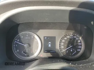 2017 Hyundai Tucson with VIN KM8J2CA45HU558086, listed as a Copart auction lot 43798725 with 73,717 mi miles and Salvage Title. Bid and sale history available at carsss.com. Image 9.