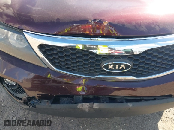 2012 Kia Sorento EX with VIN 5XYKU3A67CG224950, listed as a IAAI auction lot 41523784 with 113,930 mi miles. Bid and sale history available at carsss.com. Image 6.