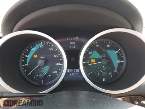2007 Mercedes-Benz SLK-Class 3.0L with VIN WDBWK54F17F147014, listed as a Copart auction lot 70086814 with 106,197 mi miles and Clean Title. Bid and sale history available at carsss.com. Image 9.