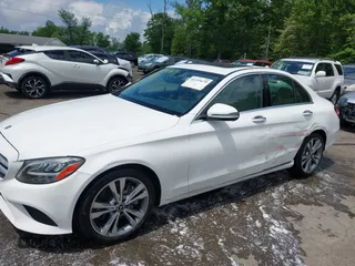 2020 Mercedes-Benz C 300 z VIN WDDWF8DB1LR543088, wystawiony jako IAAI lot #42193679 z przebiegiem 54 050 mil mil oraz . Historia ofert i sprzedaży dostępna na DreamBid. Obrazek 6.