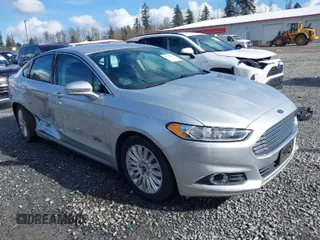 2016 Ford Fusion Energi SE Luxury with VIN 3FA6P0PU7GR216149, listed as a IAAI auction lot 41720208 with 46,833 mi miles. Bid and sale history available at carsss.com. Image 1.