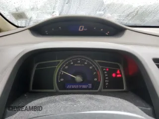 2006 Honda Civic LX z VIN 1HGFA16566L114075, wystawiony jako Copart lot #55794165 z przebiegiem 237 259 mil mil oraz Szkoda całkowita • Salvage title. Historia ofert i sprzedaży dostępna na DreamBid. Obrazek 9.