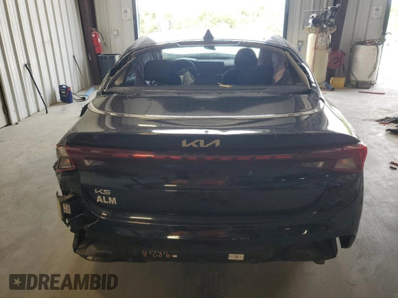 2023 Kia K5 LXS z VIN 5XXG14J28PG185233, wystawiony jako Copart lot #53922895 z przebiegiem 46 314 mil mil oraz Szkoda całkowita • Salvage title. Historia ofert i sprzedaży dostępna na DreamBid. Obrazek 6.