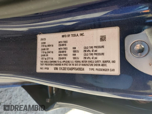2023 Tesla Model 3 z VIN 5YJ3E1EA6PF649934, wystawiony jako Copart lot #47597395 z przebiegiem Nie podano mil oraz Szkoda całkowita • Salvage title. Historia ofert i sprzedaży dostępna na DreamBid. Obrazek 12.