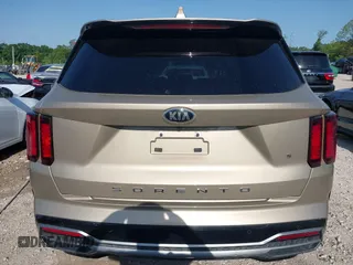 2021 Kia Sorento S with VIN 5XYRL4LC2MG002618, listed as a IAAI auction lot 42254137 with 88,412 mi miles and . Bid and sale history available at DreamBid. Image 16.