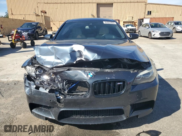 2013 BMW M5 with VIN WBSFV9C50DC773250, listed as a Copart auction lot 45922965 with 96,246 mi miles and Salvage Title. Bid and sale history available at carsss.com. Image 5.