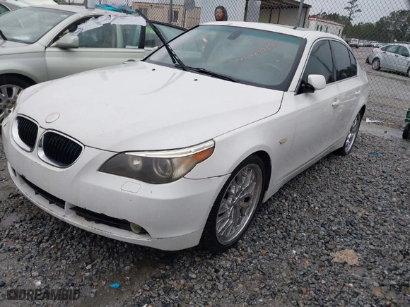 2004 BMW 5 Series 525i with VIN WBANA53514B176361, listed as a IAAI auction lot 41325804 with NaN miles. Bid and sale history available at carsss.com. Image 2.