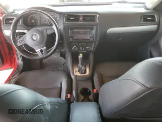 2013 Volkswagen Jetta SE with VIN 3VWDP7AJ2DM439326, listed as a Copart auction lot 62714545 with 100,806 mi miles and Salvage title. Bid and sale history available at DreamBid. Image 8.