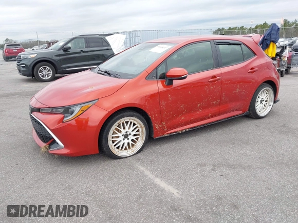 2020 Toyota Corolla Hatchback XSE with VIN JTNC4RBE1L3092006, listed as a IAAI auction lot 41605527 with 44,743 mi miles. Bid and sale history available at carsss.com. Image 2.