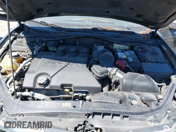 2009 Lincoln MKZ with VIN 3LNHM28T39R613353, listed as a IAAI auction lot 42644600 with 243,902 mi miles and . Bid and sale history available at DreamBid. Image 10.