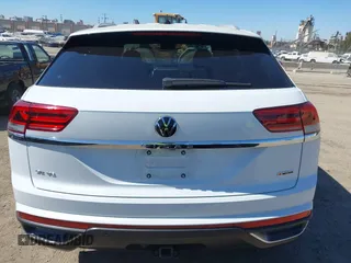 2021 Volkswagen Atlas SE with VIN 1V2HE2CA2MC209716, listed as a IAAI auction lot 42710825 with 29,484 mi miles and . Bid and sale history available at DreamBid. Image 16.