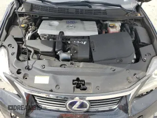 2013 Lexus CT 200h z VIN JTHKD5BH2D2124504, wystawiony jako Copart lot #52813895 z przebiegiem 116 394 mil mil oraz Szkody całkowita. Historia ofert i sprzedaży dostępna na DreamBid. Obrazek 12.