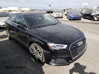 2019 Audi A3 Sedan S line Premium Plus with VIN WAUJEGFF7KA094513, listed as a Copart auction lot 72204503 with 28,769 mi miles. Bid and sale history available at carsss.com. Image 4.