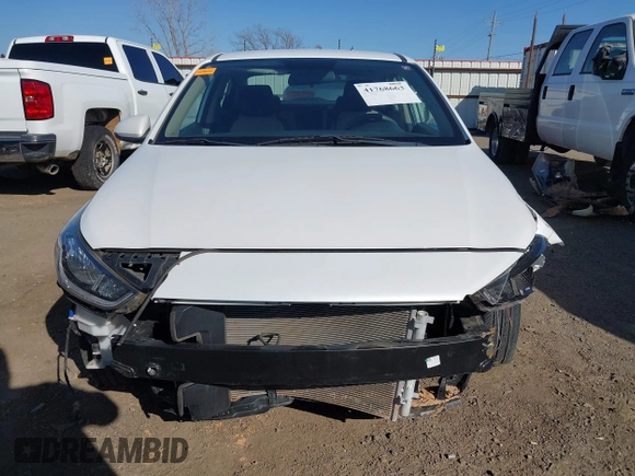 2019 Hyundai Accent SE with VIN 3KPC24A38KE068774, listed as a IAAI auction lot 41768663 with 17,916 mi miles. Bid and sale history available at carsss.com. Image 13.
